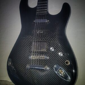 Guitarra Stratocaster de Carbono