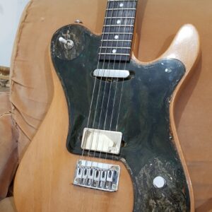 Guitarra Telecaster Custom